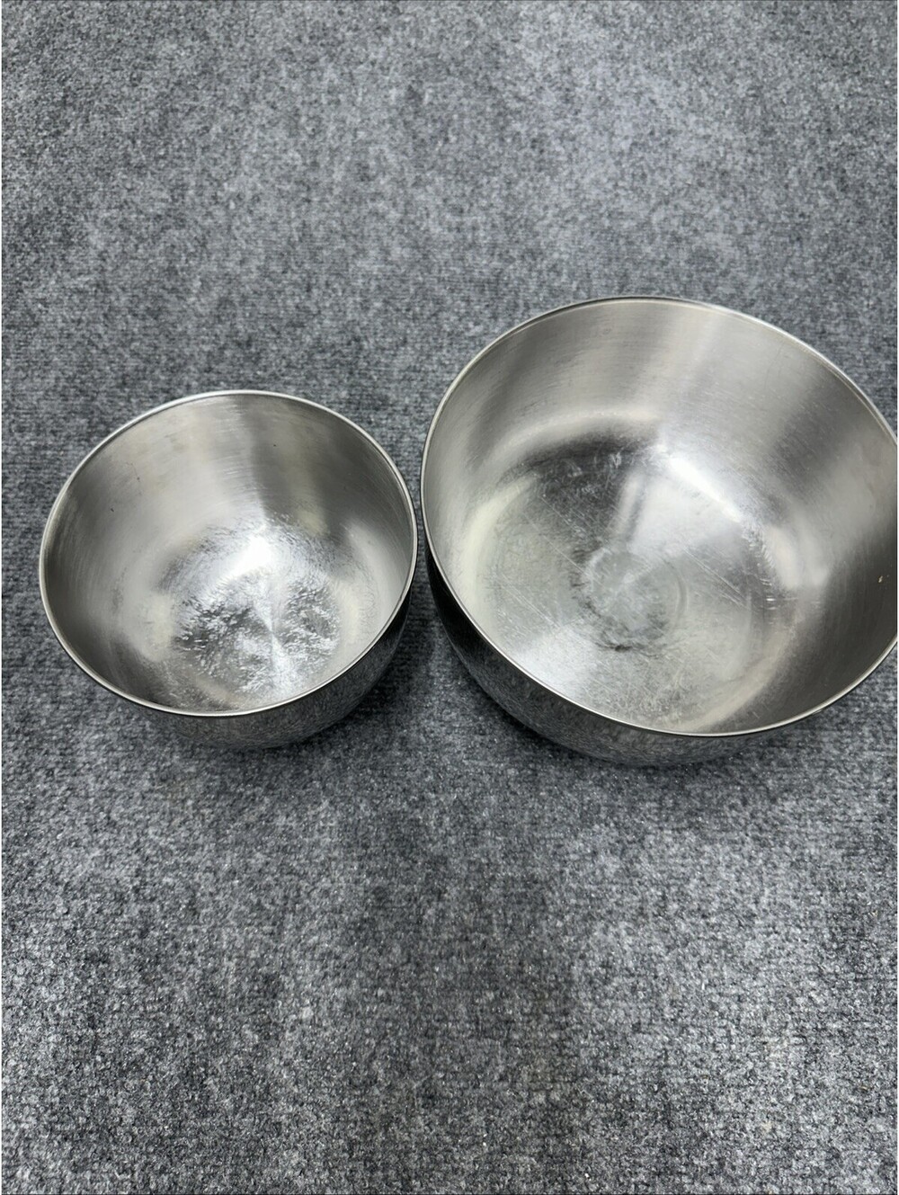 2 Sunbeam Mixmaster 9” & 6.25" Stainless Steel Mixing Bowls